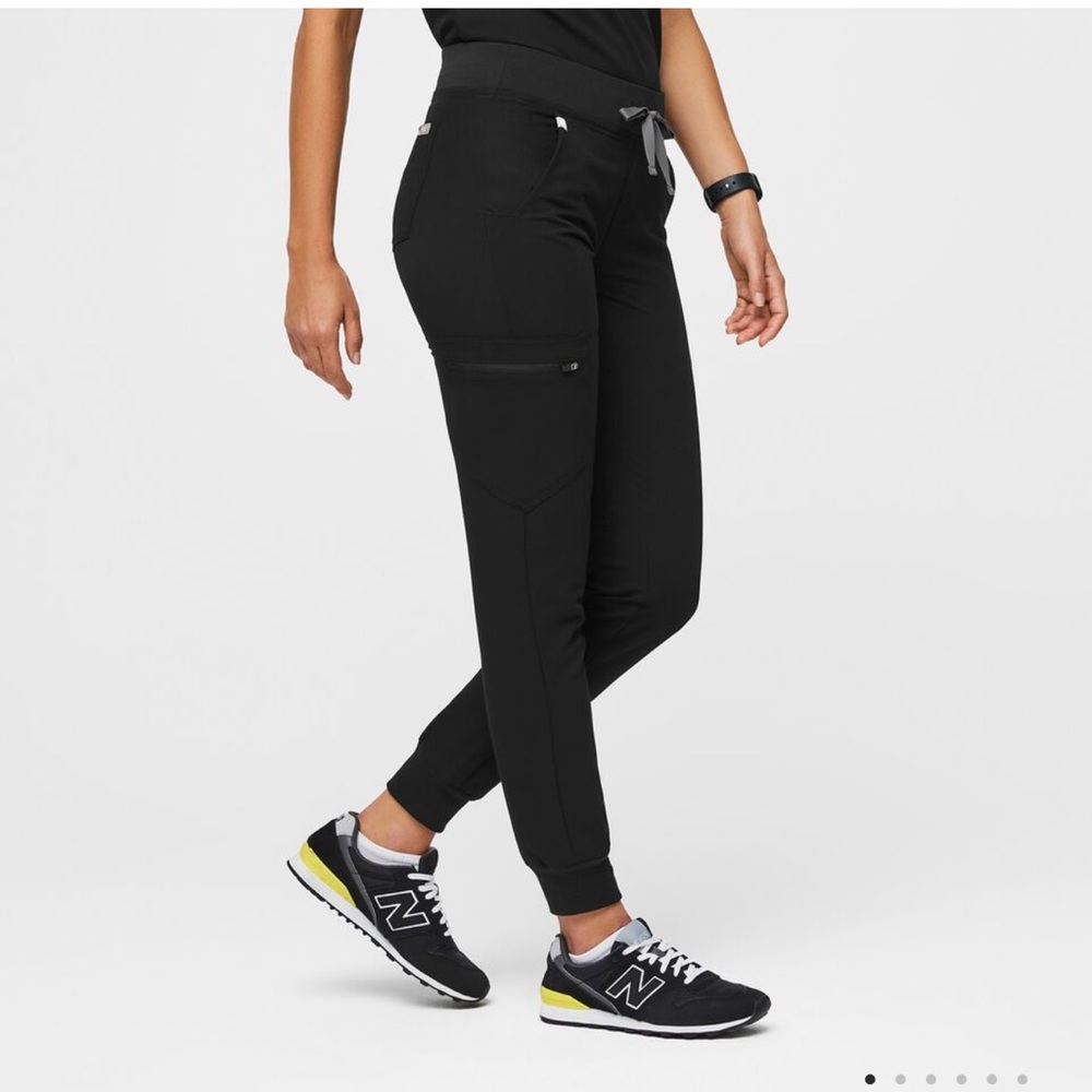 FIGS Zamora Joggers